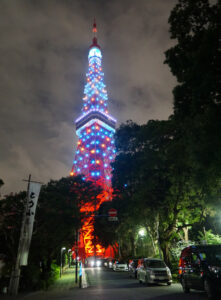 梅雨明けライトアップの東京タワーへ【本業の「toolプラス」ユーザーの日常】